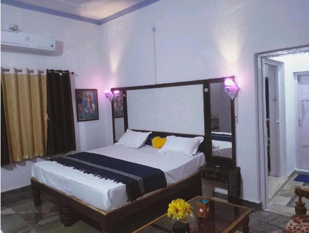 Eastern Gate Homestay Khajuraho Bagian luar foto