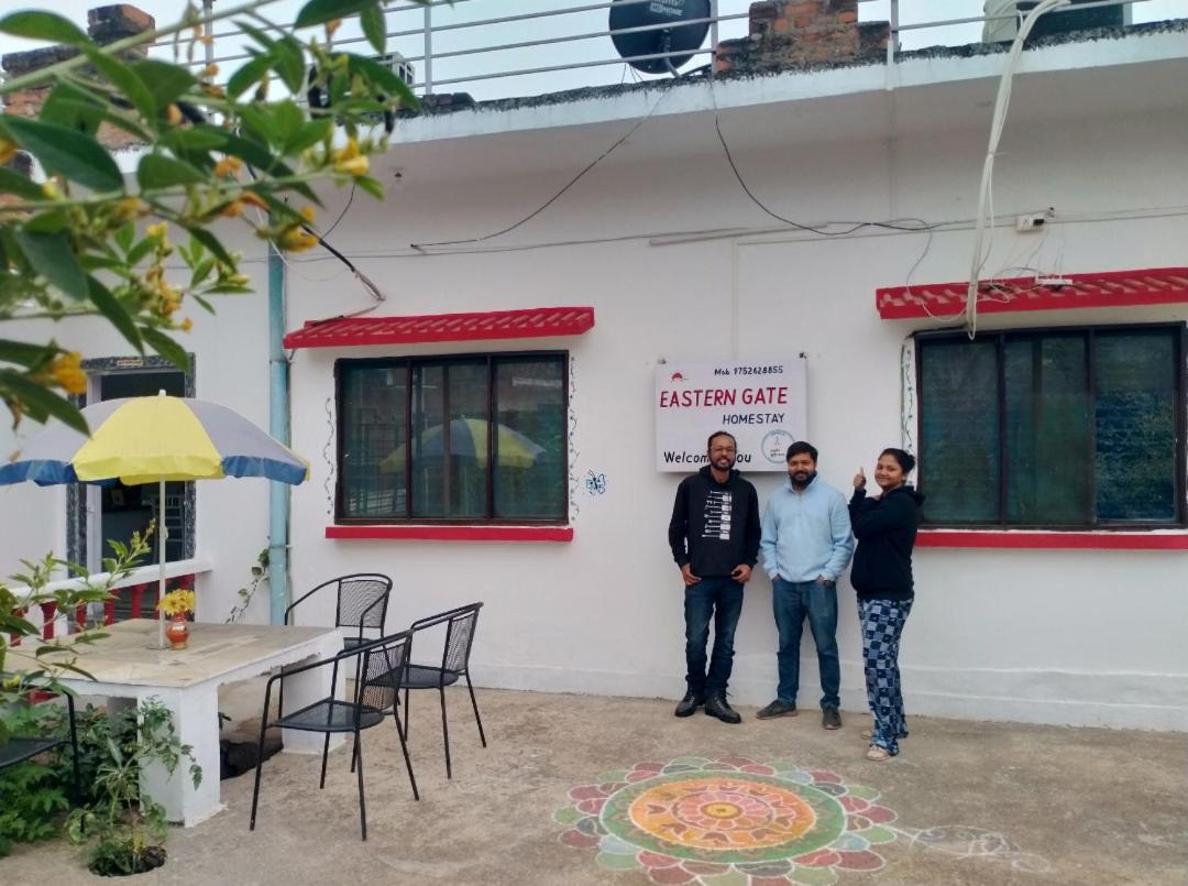 Eastern Gate Homestay Khajuraho Bagian luar foto
